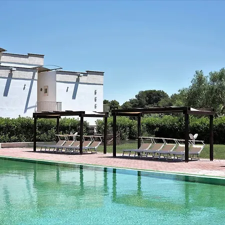 Villaggio Catalano 3*